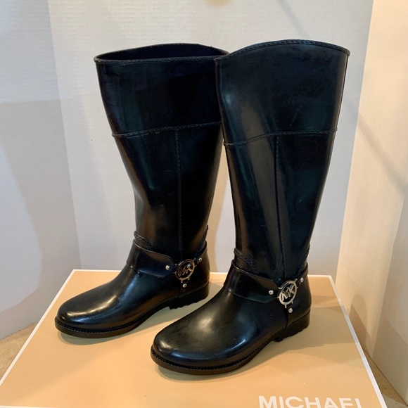 Michael Kors Shoes - Michael Kors Women's Rubber Boots!  Like New!